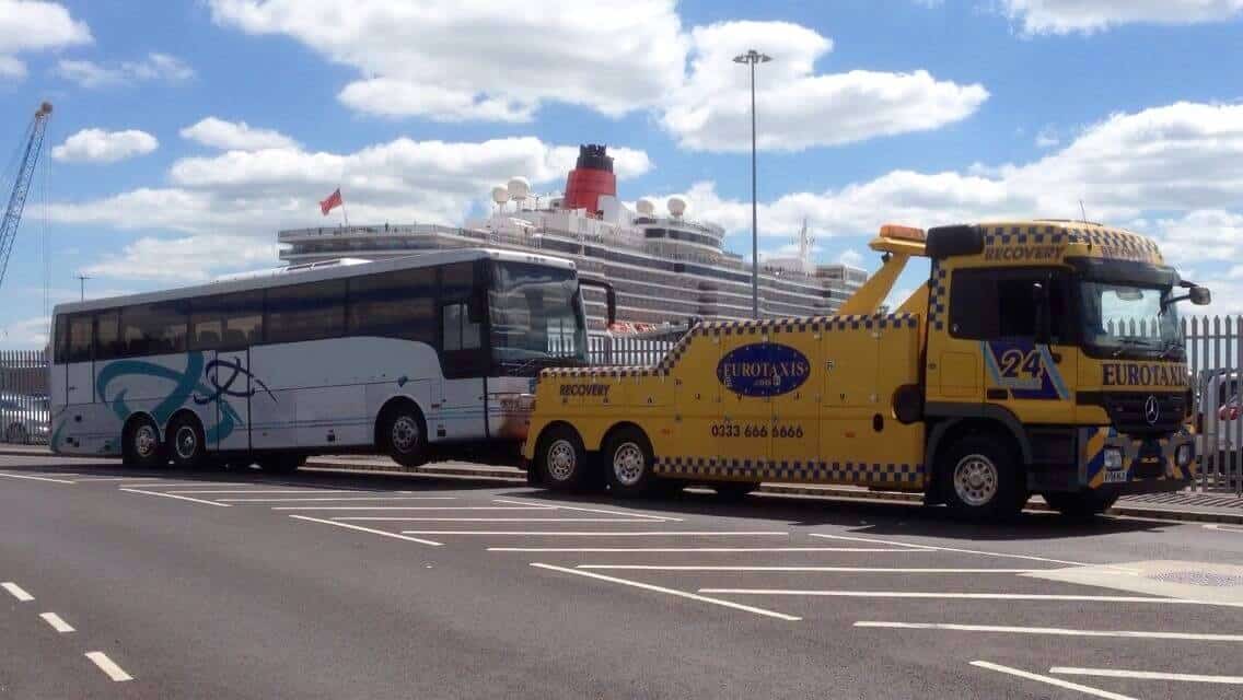 Eurocoaches commercial vehicle recovery truck