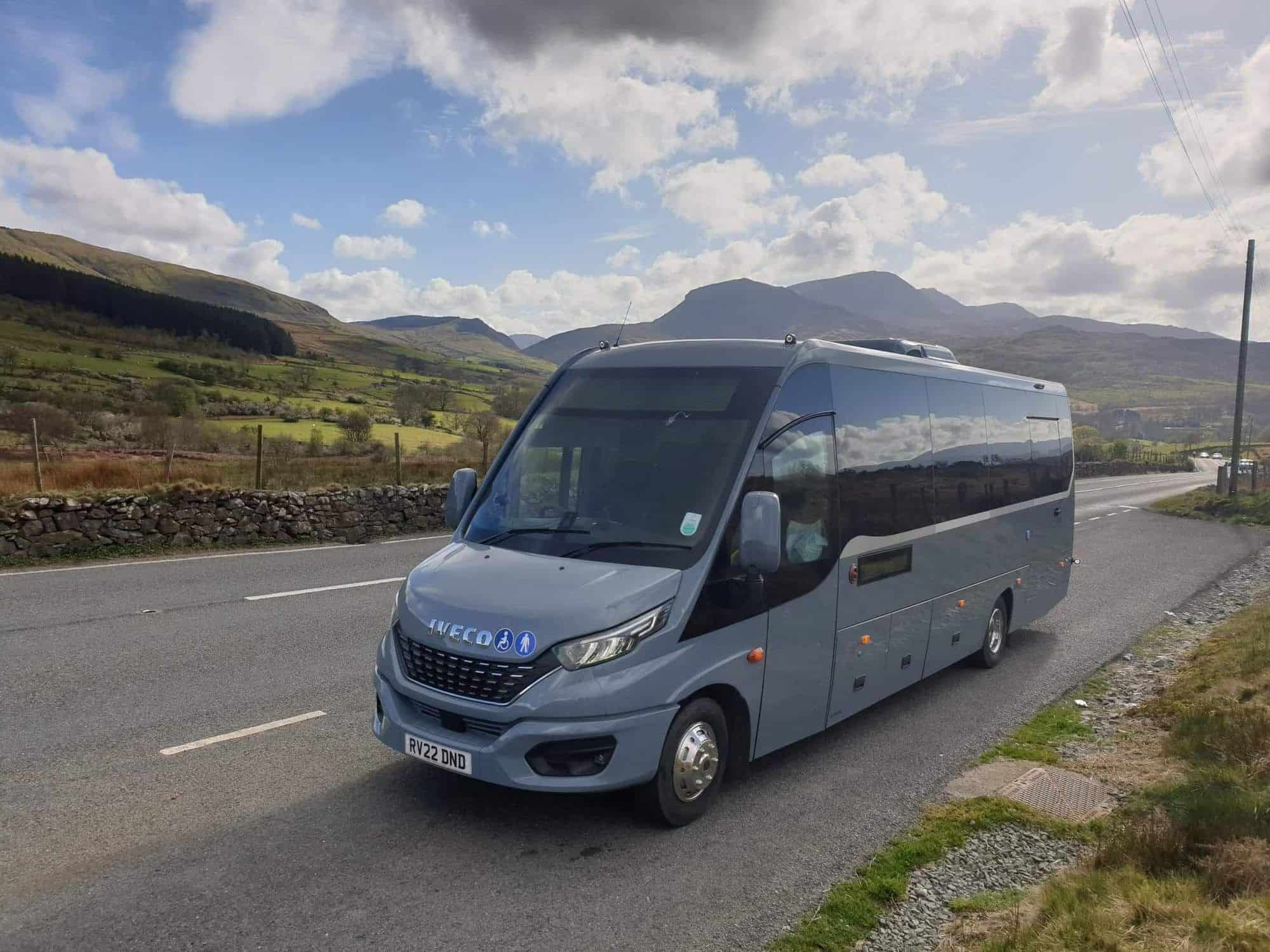 Executive coach and minibus hire Bristol